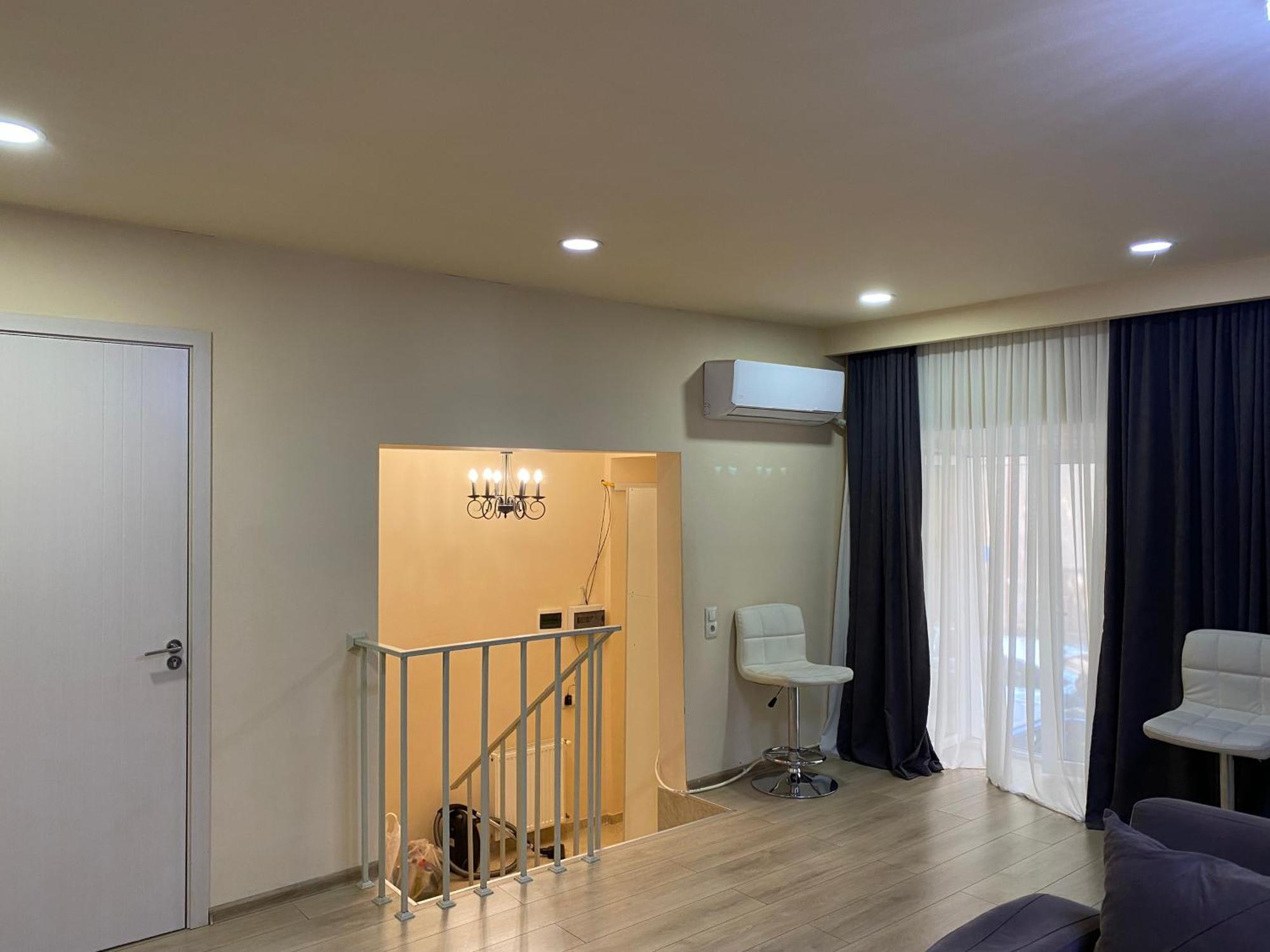 Zaav Apartment Тбилиси Екстериор снимка
