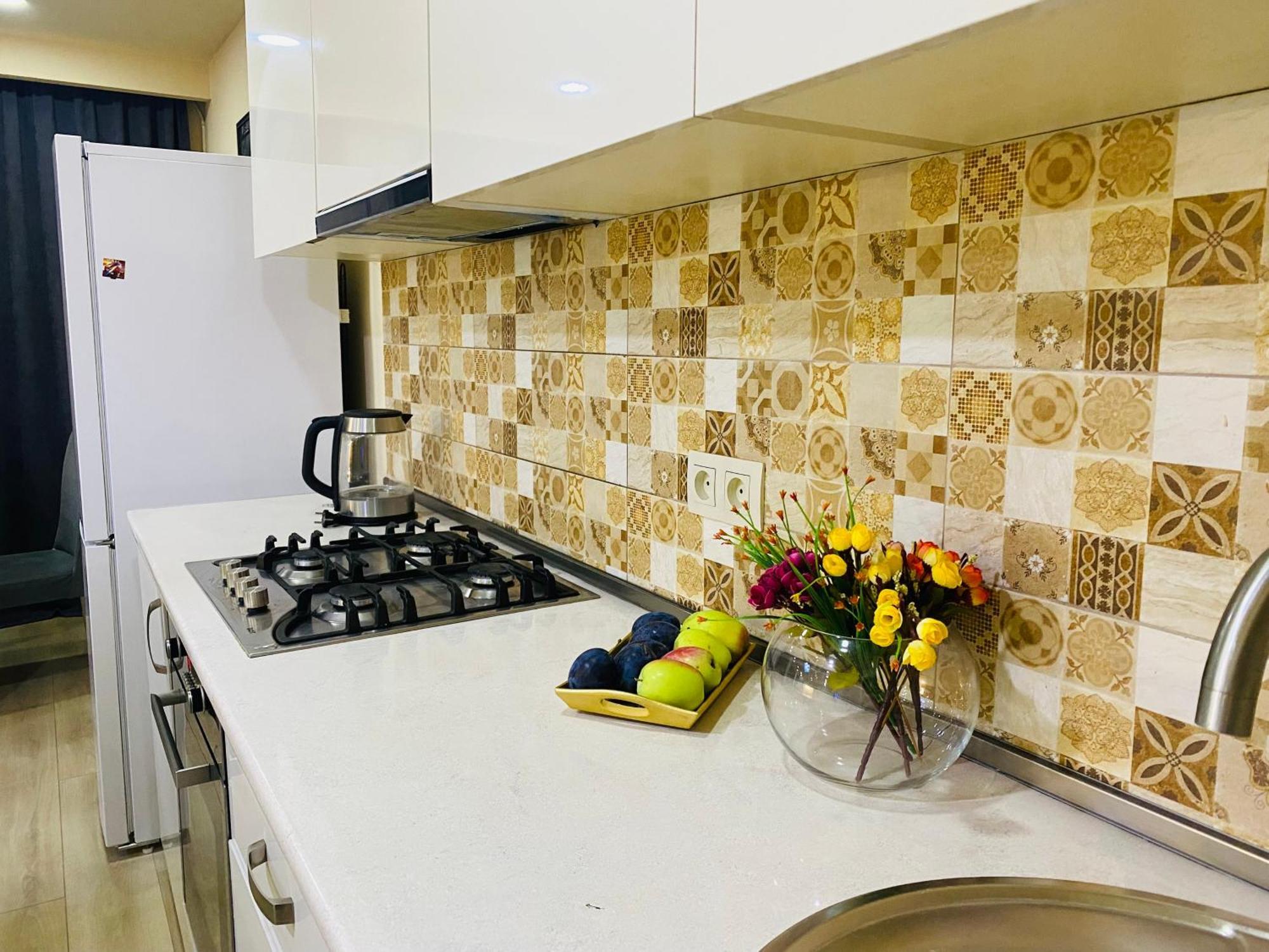 Zaav Apartment Тбилиси Екстериор снимка