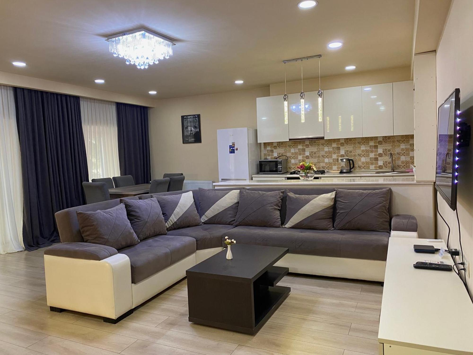Zaav Apartment Тбилиси Екстериор снимка